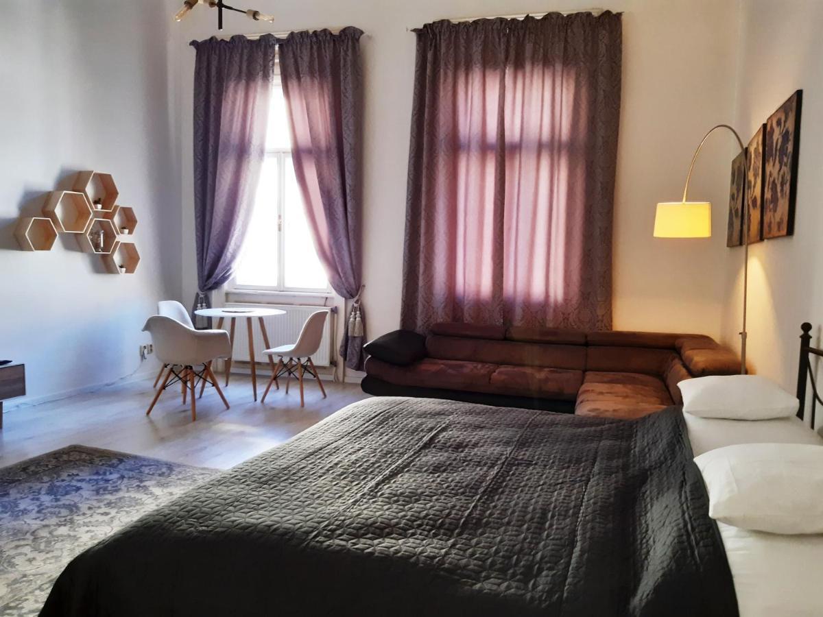 Entrez Apartment 3 - Historical Centre Košice Buitenkant foto