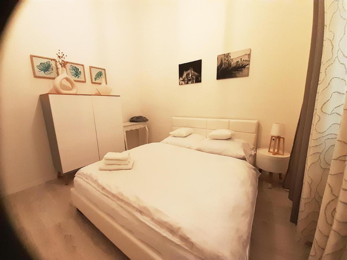 Entrez Apartment 3 - Historical Centre Košice Buitenkant foto
