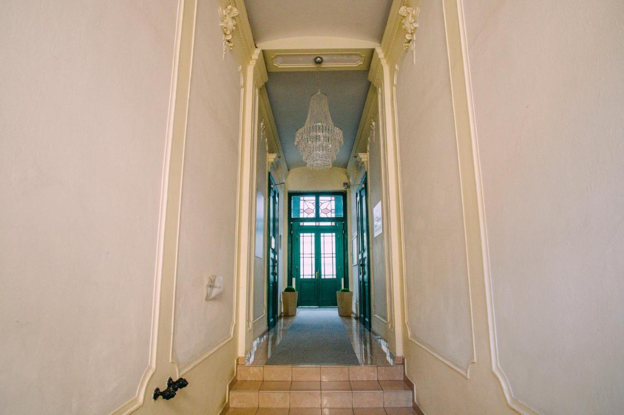 Entrez Apartment 3 - Historical Centre Košice Buitenkant foto